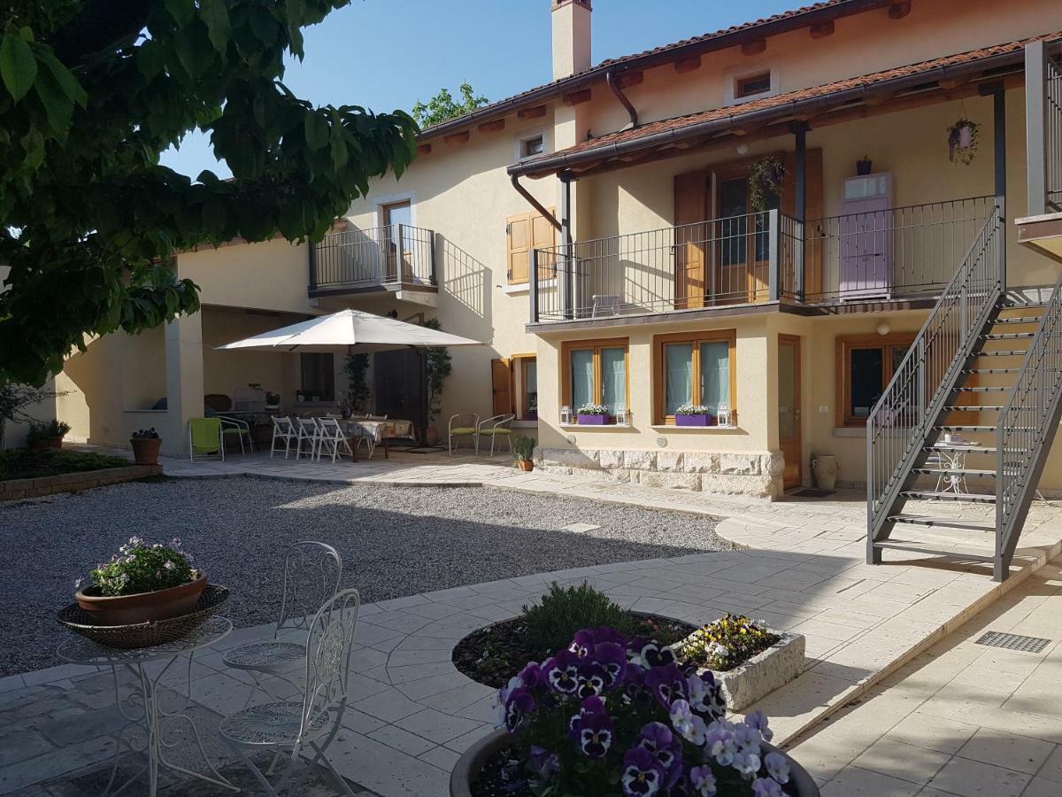 Bed & Breakfast Barbara Borgo Grotta Gigante Exteriör bild