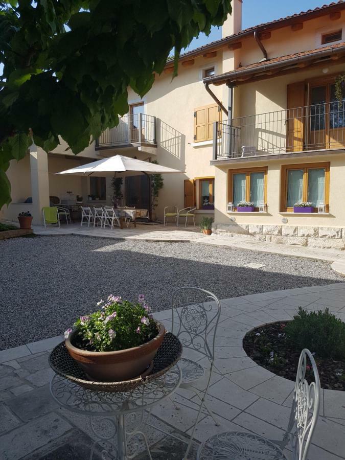 Bed & Breakfast Barbara Borgo Grotta Gigante Exteriör bild